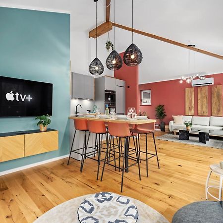 Edler Wohnraum Schwanenteich-Penthouse Mit Garage, Grill, Kaffeevollautomat, Klima, Lift & Terrasse Apartment Zwickau Ngoại thất bức ảnh