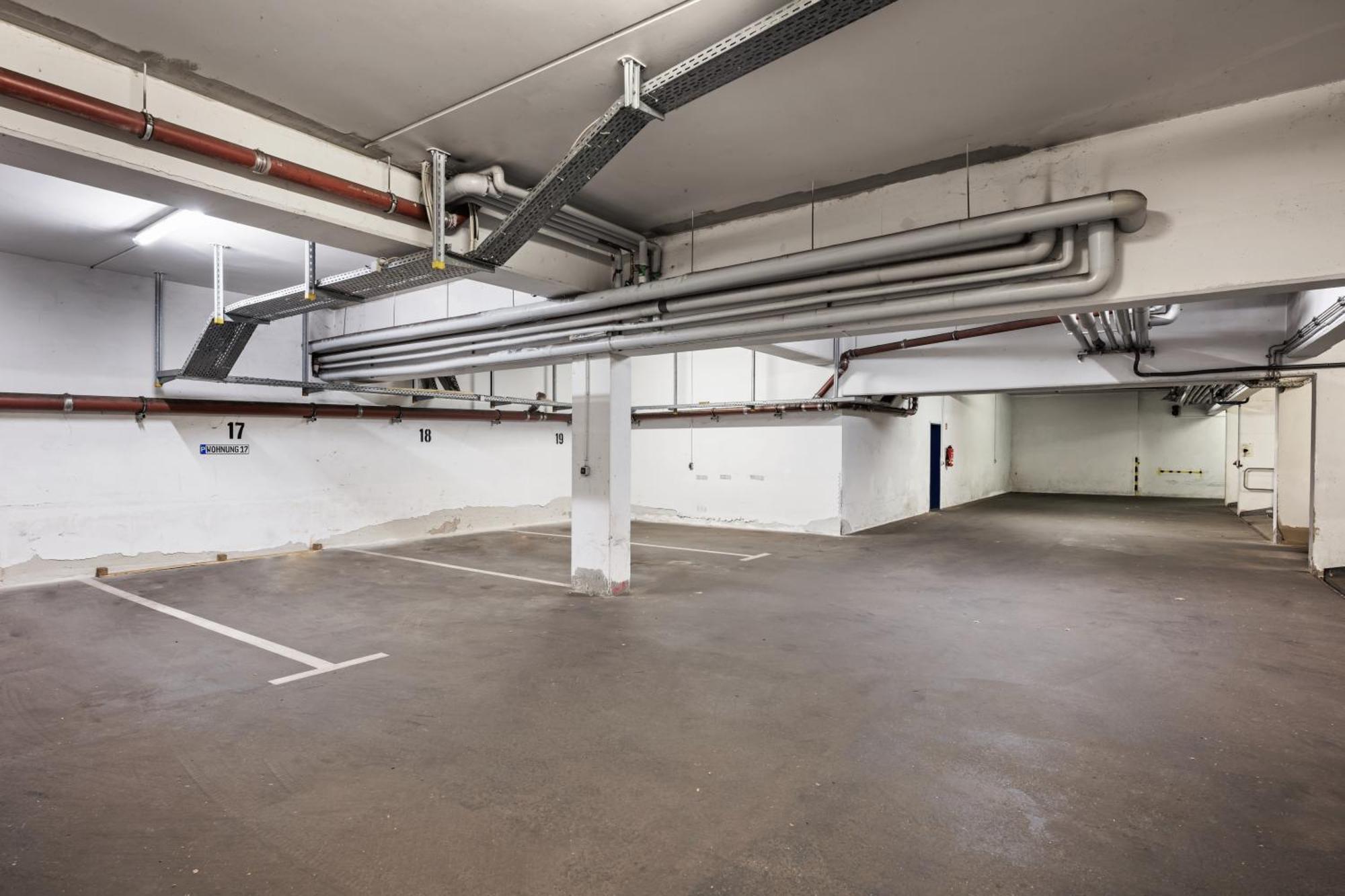 Edler Wohnraum Schwanenteich-Penthouse Mit Garage, Grill, Kaffeevollautomat, Klima, Lift & Terrasse Apartment Zwickau Ngoại thất bức ảnh